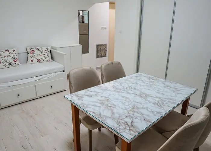 Neira Apartman